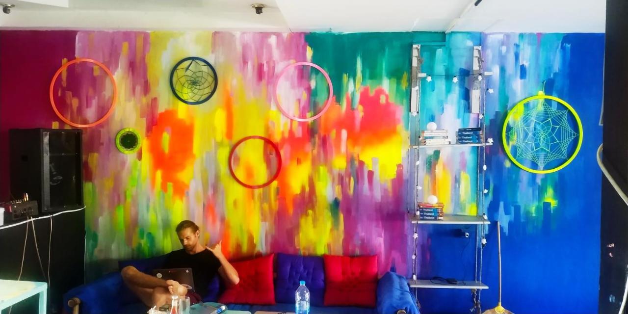 Above & Beyond Hostel Baan Tai Esterno foto